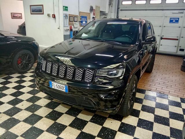 Jeep Grand Cherokee 3.0 V6 CRD 250 MultijetII Night Eagle Gancio Train usato a MELEGNANO