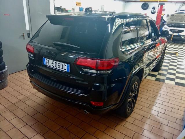 Jeep Grand Cherokee 3.0 V6 CRD 250 MultijetII Night Eagle Gancio Train - foto 4 di 4