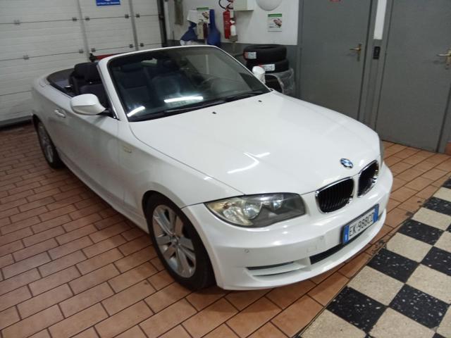 BMW 118 d 2.0 143CV Cabrio Futura - foto 3 di 4