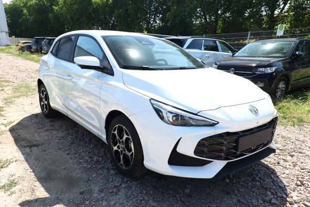 MG MG3 1.5 Hybrid+ 195cv Luxury - foto 2 di 4
