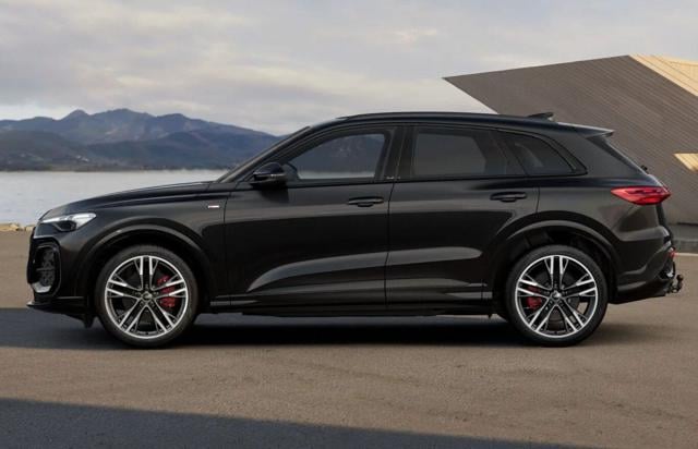 Audi Q5 TDI 220 kW mHEV+ S tronic quattro S line Full Opt km 0 a MELEGNANO