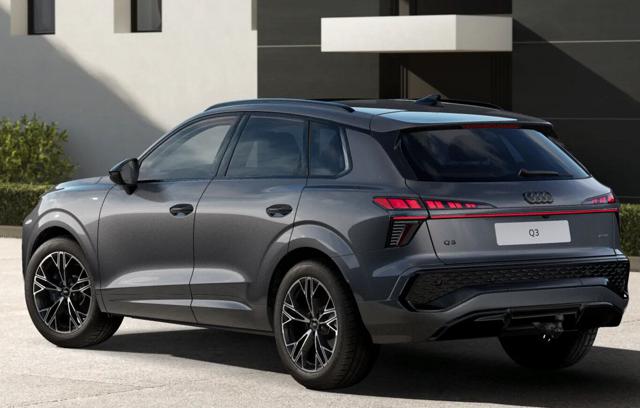 Audi Q3 TFSI 150 kW quattro S tr S Line Full Opt - foto 3 di 7