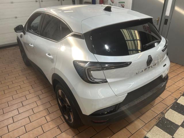 Renault Captur Full Hybrid E-Tech 160 CV Techno - foto 2 di 4