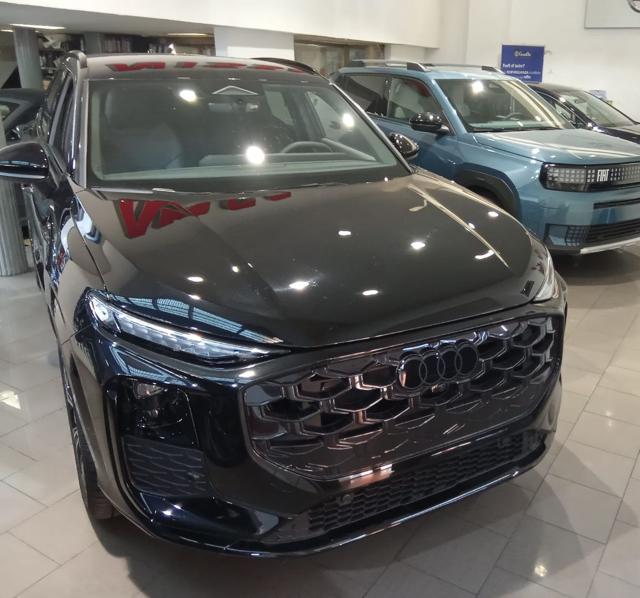 Audi Q3 TFSI 150 kW quattro S tr S Line Full Opt - foto 2 di 28