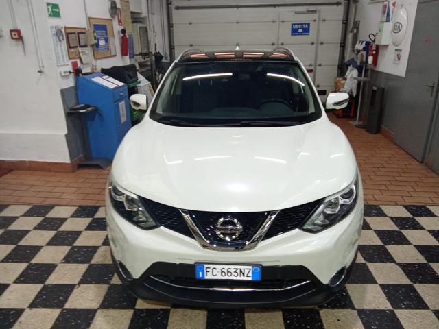 Nissan Qashqai 1.5 dCi N-Connecta - foto 2 di 4