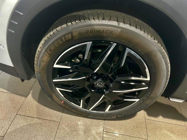 Peugeot 5008 Hybrid 145 e-DCS6 GT - foto 4 di 4