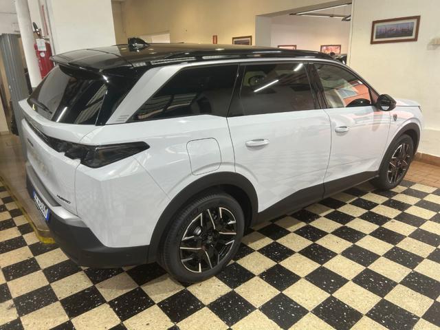 Peugeot 5008 Hybrid 145 e-DCS6 GT - foto 2 di 4