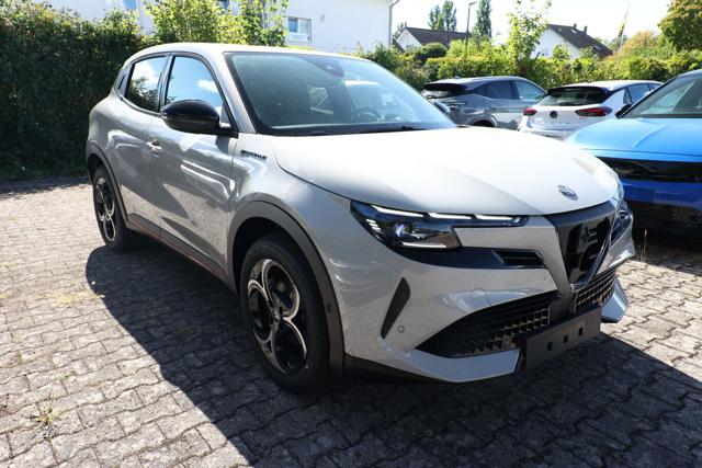 Alfa Romeo Junior 1.2 145 CV Hybrid eDCT6 Speciale Techno pack, del 2026, 10 km, in vendita a Melegnano (MI)