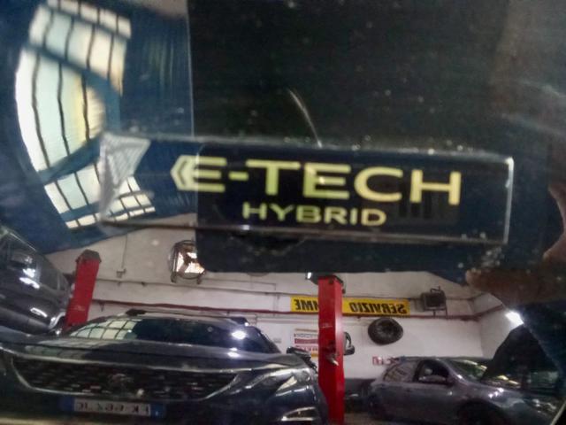Renault Captur Full Hybrid E-Tech 160 CV Techno Extra pack - foto 4 di 4