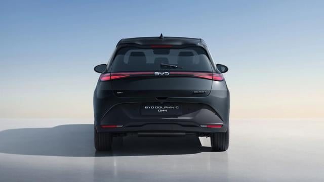 BYD DOLPHIN G DM-i 1.5 phev Boost 212cv - foto 4 di 4
