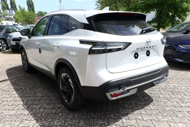 Nissan Qashqai 1.3 MHEV 158 N-Connecta 4WD CVT Tetto Pano - foto 2 di 4