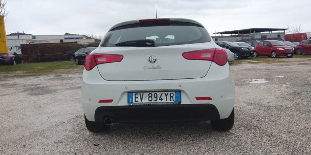 Alfa Romeo Giulietta 1.6 JTDm-2 105 CV Exclusive - foto 4 di 4