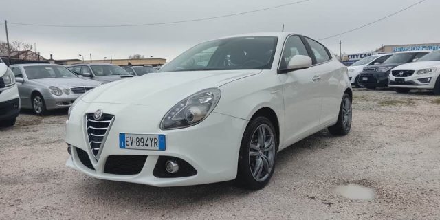 Alfa Romeo Giulietta 1.6 JTDm-2 105 CV Exclusive - foto 3 di 4
