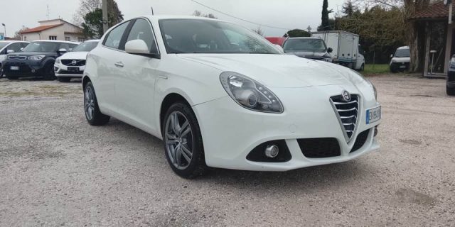 Alfa Romeo Giulietta 1.6 JTDm-2 105 CV Exclusive usato a FORLIMPOPOLI