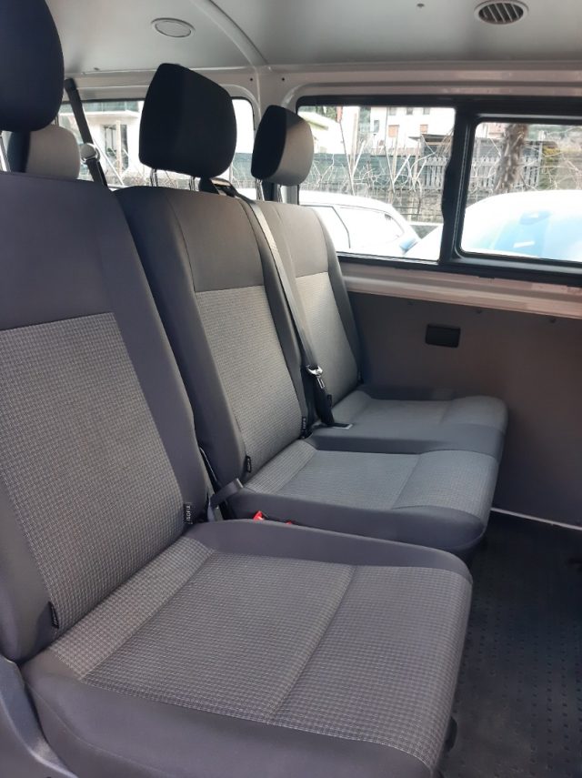 Volkswagen Transporter T6 T6.1 2.0 TDI 110CV PC Kombi Business - 9 Posti, del 2021, 122.000 km, in vendita a Arco (TN)