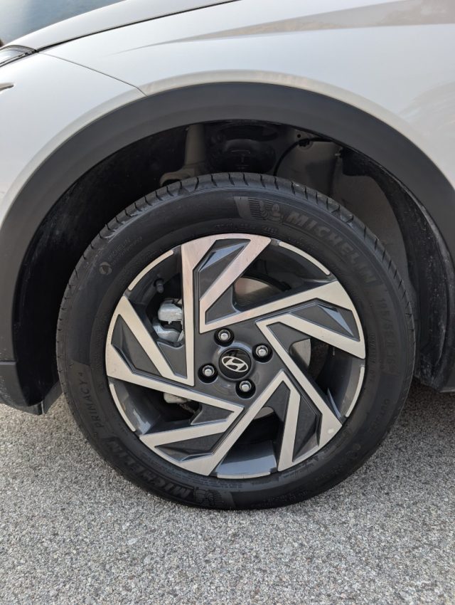 Hyundai BAYON 1.0 T-GDI DCT Business - foto 3 di 23