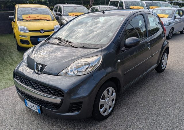 Peugeot 107 1.0 68CV 5p. Plaisir, del 2009, 130.602 km, in vendita a Arco (TN)