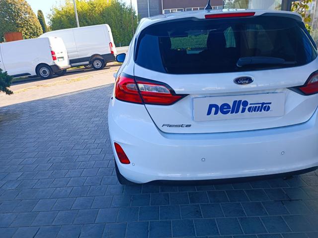 Ford Fiesta 1.1 75 CV GPL 5 porte Titanium - foto 4 di 4
