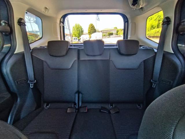 Ford Tourneo Courier 1.5 TDCI 100 CV S&S Sport - foto 3 di 4