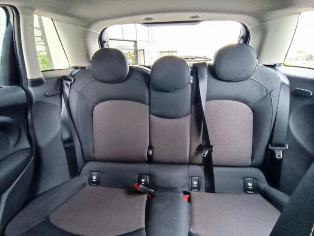 MINI One 1.5 One Hype 5 porte - foto 3 di 4