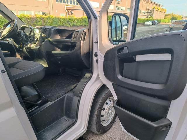 Peugeot Boxer 330 2.2 BlueHDi 140 S&S PM-TM Furgone - foto 2 di 4