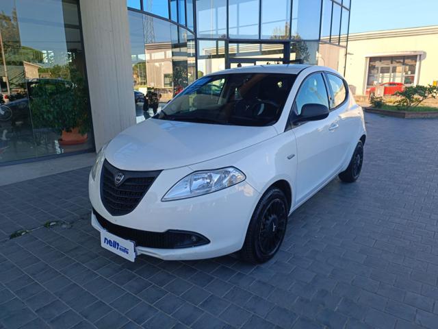 Lancia Ypsilon 1.2 69 CV 5 porte Elefantino - foto 3 di 4