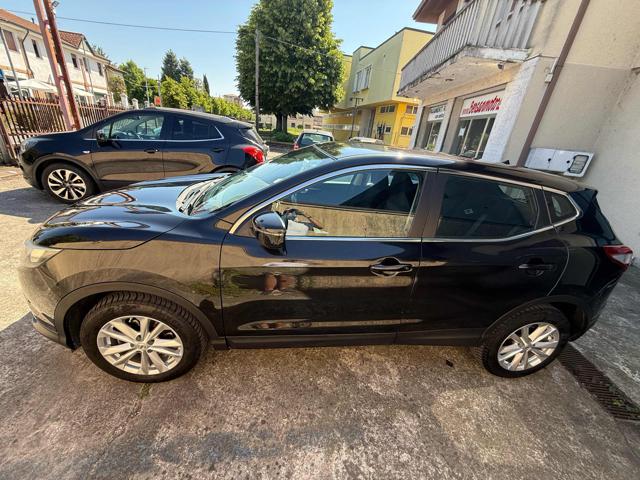 Nissan Qashqai 1.2 DIG-T Tekna - foto 4 di 4