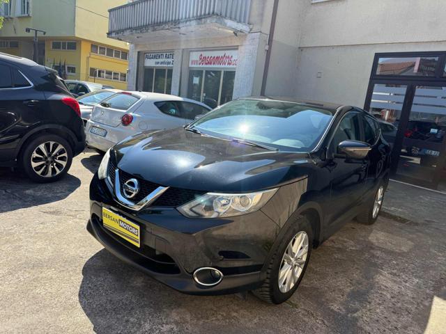 Nissan Qashqai 1.2 DIG-T Tekna usato a CASTAGNARO