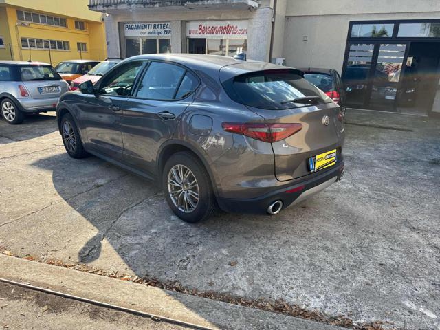 Alfa Romeo Stelvio 2.2 Turbodiesel 210 CV AT8 Q4 Business - foto 4 di 4