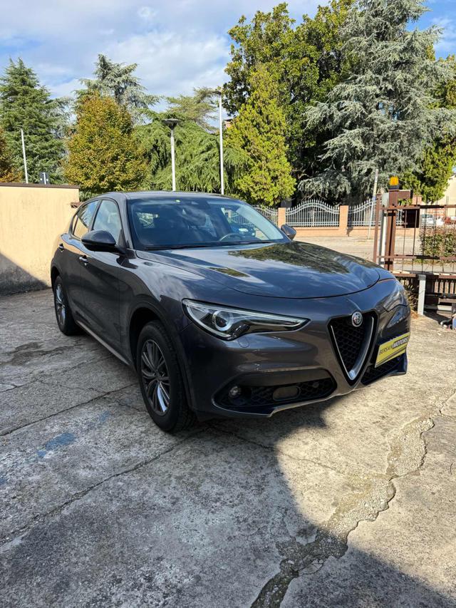 Alfa Romeo Stelvio 2.2 Turbodiesel 210 CV AT8 Q4 Business, del 2018, 200.000 km, in vendita a Castagnaro (VR)