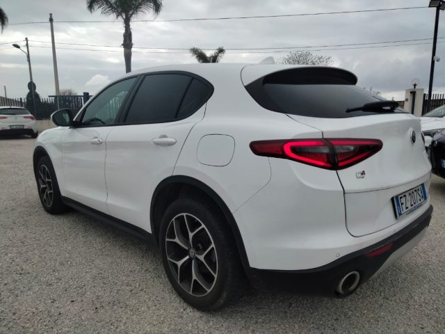 Alfa Romeo Stelvio 2.2 Turbodiesel 190 CV AT8 Q4 B-Tech - foto 4 di 4
