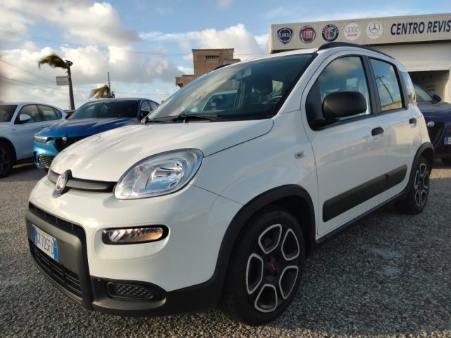 Fiat Panda 1.0 FireFly S&S Hybrid City Life usato a PETROSINO