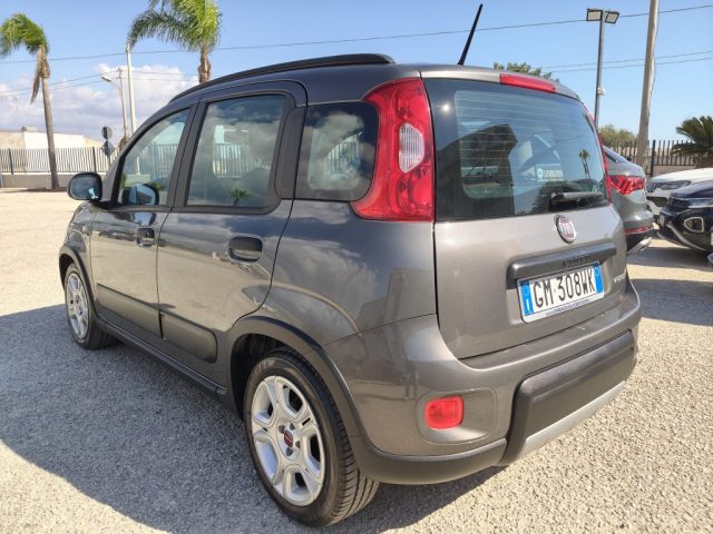 Fiat Panda 1.0 FireFly S&S Hybrid City Life - foto 3 di 4