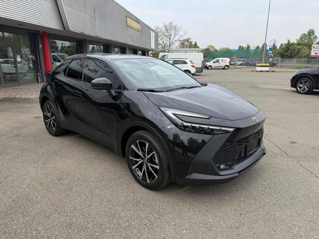 Toyota C-HR Plug-in Hybrid 220 Trend - foto 2 di 4