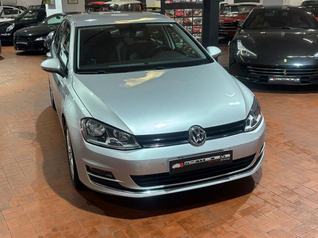 Volkswagen Golf 2.0 TDI DSG 5p. Highline BlueMotion Tech. - foto 3 di 4