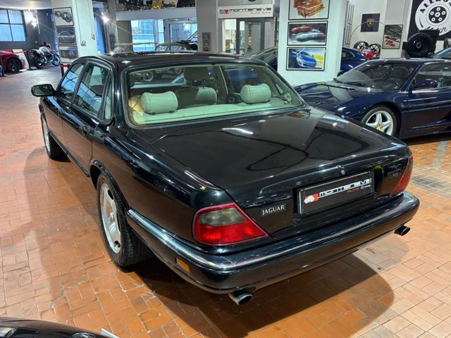 Jaguar XJR 4.0 Ufficiale Italia - foto 4 di 4