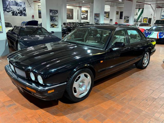 Jaguar XJR 4.0 Ufficiale Italia - foto 3 di 4
