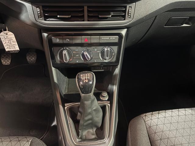Volkswagen T-Cross 1.0 TSI LIFE VIRTUAL COCKPIT NEOPATENTATI, del 2022, 44.285 km, in vendita a Roma (RM)