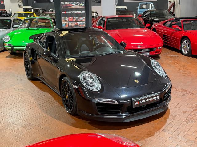 Porsche 911 Turbo S Coupe' Carbonio-Carboceramica-Tetto usato a ROMA