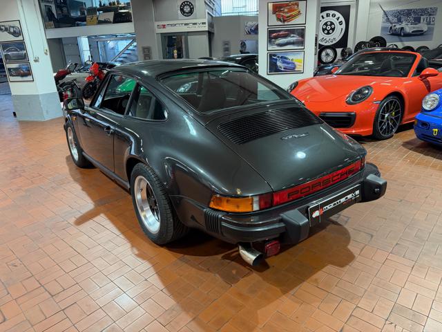 Porsche 911 SC 3.0 Coupé Restauro-Motore km0/Interni/carrozzer - foto 4 di 4