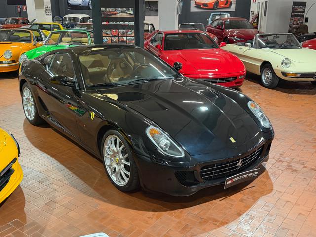 Ferrari 599 GTB F1-Pelle Cuoio-Daytona-Carbo-Scudetti-Carbonio - foto 3 di 58