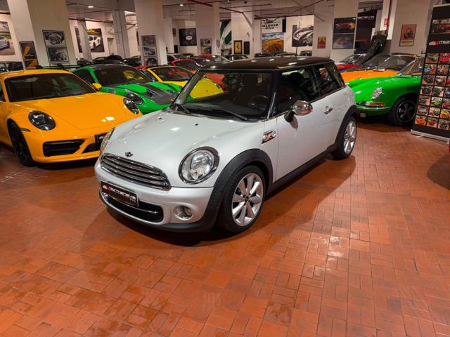 MINI Cooper D 2.0 16V Cooper D Automatica, del 2012, 185.000 km, in vendita a Roma (RM)