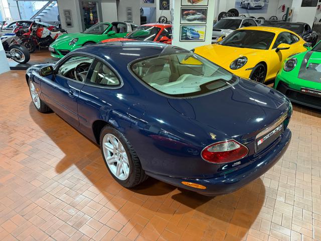 Jaguar XK8 4.0 Coupé Pelle beige tagliandi - foto 4 di 24