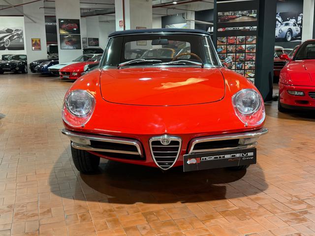 Alfa Romeo Spider Osso di Seppia 1750 Veloce - foto 2 di 4