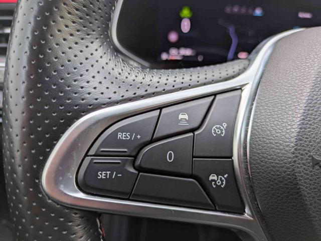 Renault Arkana Arkana Hybrid E-Tech 145 CV R.S.Line Fast Track, del 2022, 34.400 km, in vendita a Mondolfo (PU)