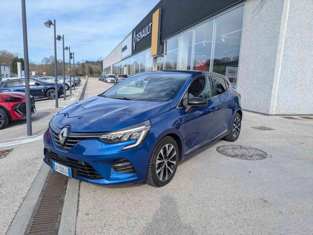 Renault Clio Full Hybrid E-Tech 145 CV 5 porte Techno usato a MONDOLFO