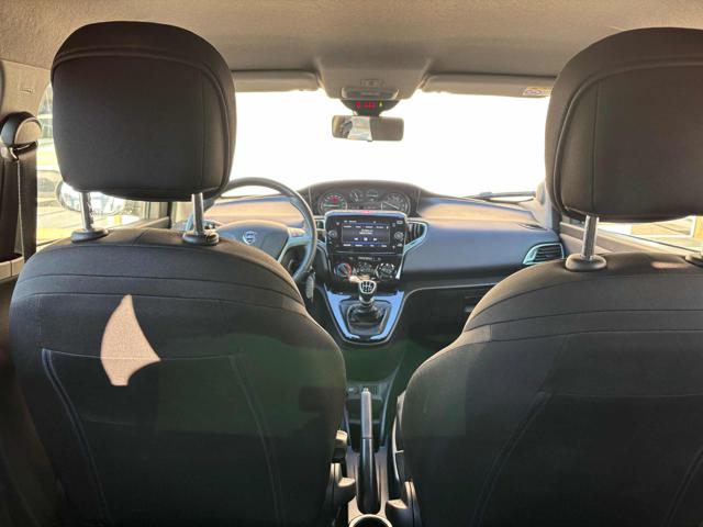 Lancia Ypsilon 1.0 FireFly 5 porte S&S Hybrid Platino usato a MONDOLFO