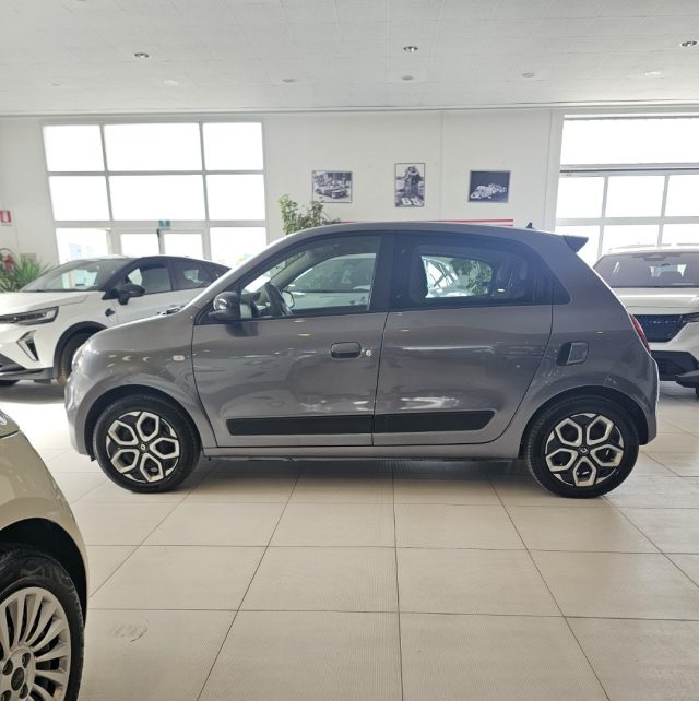 Renault Twingo SCe 65 CV Equilibre, del 2024, 44.000 km, in vendita a Mondolfo (PU)