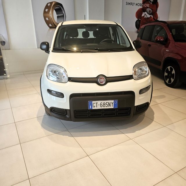 Fiat Panda 1.0 FireFly S&S Hybrid - foto 2 di 4