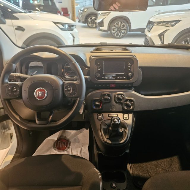 Fiat Panda 1.0 FireFly S&S Hybrid, del 2024, 44.500 km, in vendita a Mondolfo (PU)